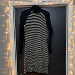 Title Nine Black and White Long Sleeve Sweater Dress